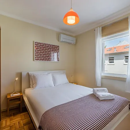 Casa de hóspedes Guestready - & Garden Porto